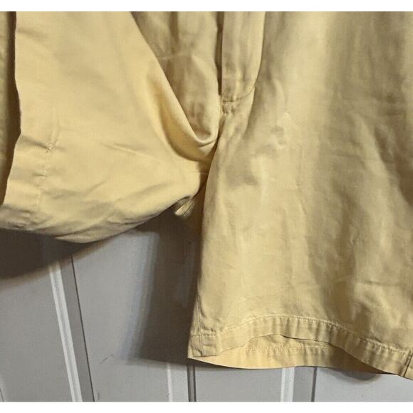 Vineyard Vines Men's Flat Front Shorts - Light Yellow - Picture 9 of 10